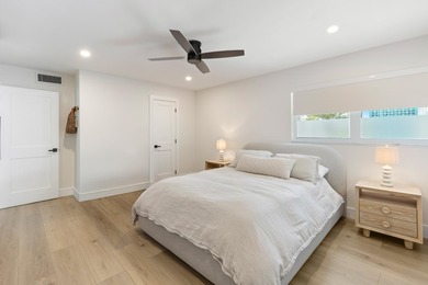 Welcome to this beautifully renovated 2-bedroom, 2-bath, 1060 sq - photo 10