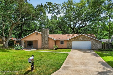 Welcome to Westgate!! Schedule your time to see this 4bed 2bth - photo 2