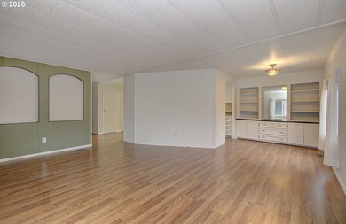 PRICE REDUCED Cute & Cute! Located in the highly sought after - photo 5