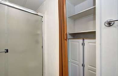 PRICE REDUCED Cute & Cute! Located in the highly sought after - photo 10