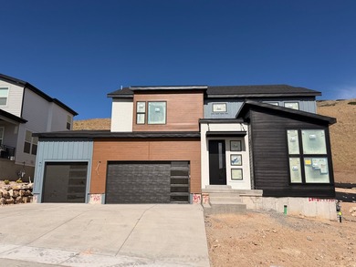 Luxury Meets Lifestyle in This Best-Selling Highland Plan at - photo 1
