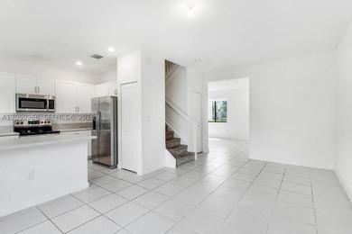 Stunning and modern two-story townhouse located in the highly - photo 3