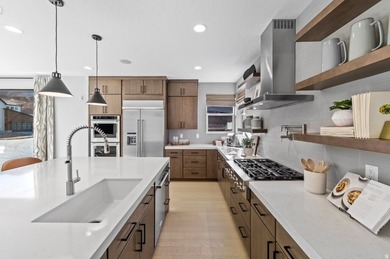 Luxury Meets Lifestyle in This Best-Selling Highland Plan at - photo 3