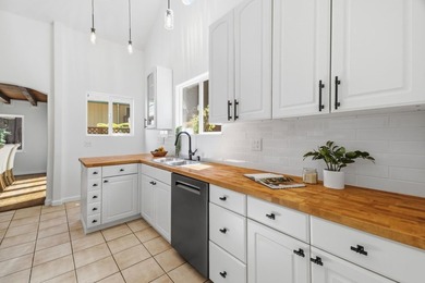 Located in the beautiful, sunny Happy Valley neighborhood of - photo 4