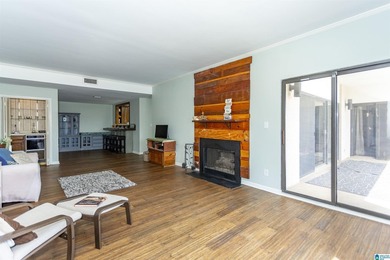 Spacious 2BR/2BA condo with beautiful mountain views and - photo 9
