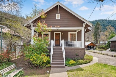 Lake Home For Sale in Dunsmuir, California