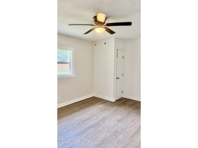 A Beautiful House completely remodeled and move-in ready!!! This - photo 14