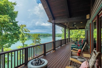 Discover a world where the majestic Blue Ridge Mountains and the - photo 17