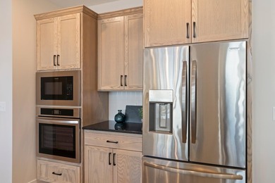 Enjoy lake living with sunrise and sunsets & new construction - photo 20