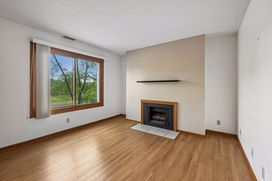 Move right into this beautifully updated condo featuring a - photo 24