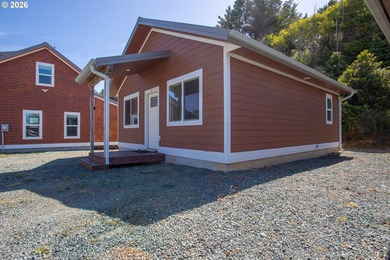Located near the Port of Gold Beach and just minutes from local - photo 31