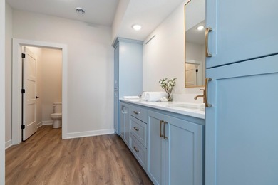 Enjoy lake living with sunrise and sunsets & new construction - photo 32