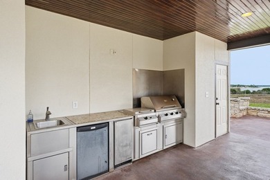 Welcome to this exceptional retreat where luxury, privacy, & - photo 35
