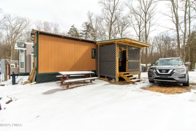 Lake Home For Sale in Hawley, Pennsylvania