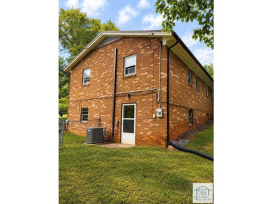 Additional listing photo 2