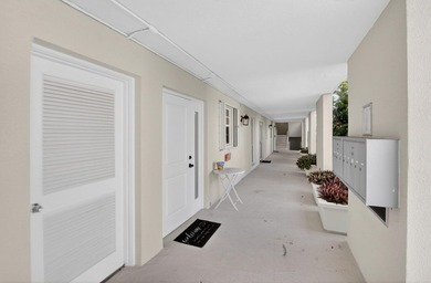 East Boca Boaters' dream! Truly one of a kind, this beautifully - photo 3