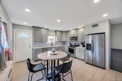 Welcome to this stunning expanded split level residence nestled - photo 15