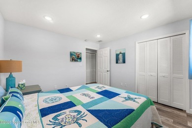 Welcome Home to Castaway Villas in Cape Canaveral! This adorable - photo 32