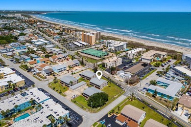 Welcome Home to Castaway Villas in Cape Canaveral! This adorable - photo 38