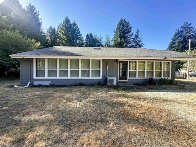 Welcome to this spacious 1,984 sq. ft. home offering comfort - photo 1