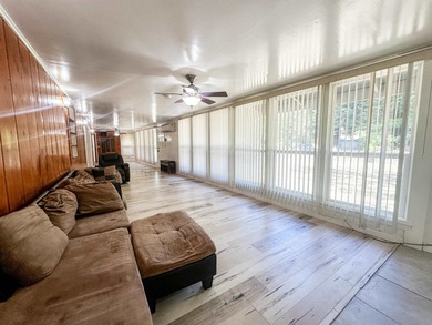 Welcome to this spacious 1,984 sq. ft. home offering comfort - photo 7