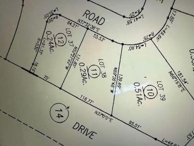 Superior nice level lot in the Foxwood Community. All utilities - photo 3