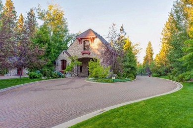 Superior nice level lot in the Foxwood Community. All utilities - photo 5