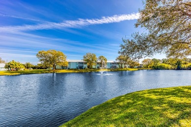 (private lake, pond, coastal) Condo Active Under Contract in Port Saint Lucie Florida