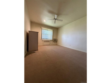 Welcome to this bright and spacious corner 2 bedroom, 2 bath - photo 24