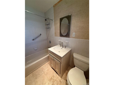 Welcome to this bright and spacious corner 2 bedroom, 2 bath - photo 25