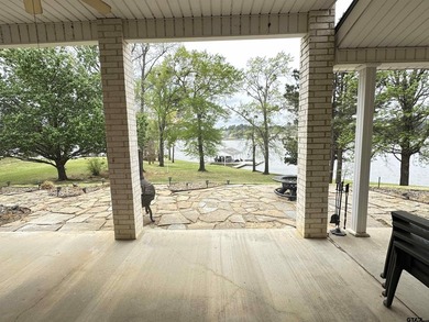 Stunning Luxury 4-Bedroom, 4.5-Bathroom Home with Guest Quarters - photo 31