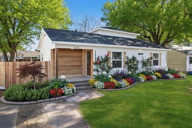 (private lake, pond, coastal) Home For Sale in Dallas Texas