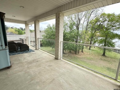Stunning Luxury 4-Bedroom, 4.5-Bathroom Home with Guest Quarters - photo 32