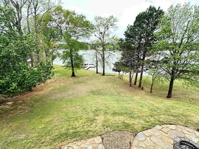 Stunning Luxury 4-Bedroom, 4.5-Bathroom Home with Guest Quarters - photo 36