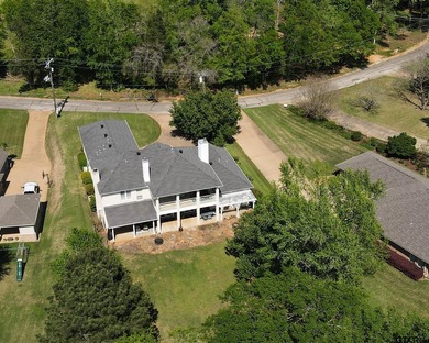 Stunning Luxury 4-Bedroom, 4.5-Bathroom Home with Guest Quarters - photo 41