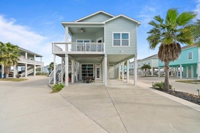 Rare 4-bedroom, 3-bath island-style home located in the vacation - photo 1
