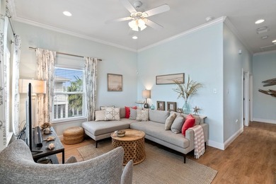 Rare 4-bedroom, 3-bath island-style home located in the vacation - photo 6
