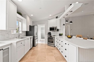 (private lake, pond, creek) Home For Sale in Port Saint Lucie Florida