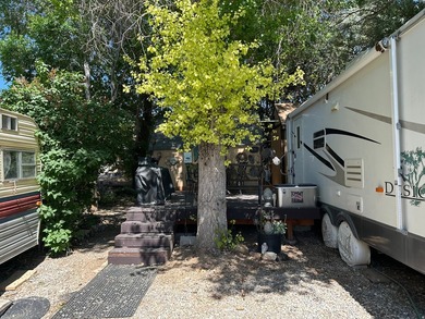 This lot is tucked into a marvelous spot in the park. It has - photo 4