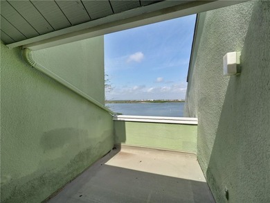Positioned on the second floor, this waterfront retreat captures - photo 17