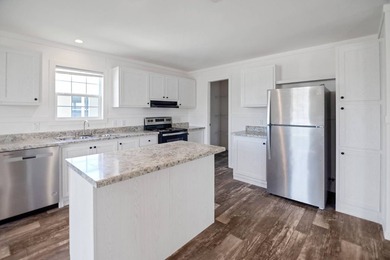 Welcome to this beautifully designed Champion Lake Manor model - photo 7