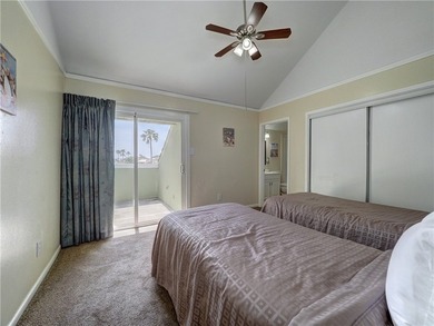 Positioned on the second floor, this waterfront retreat captures - photo 21