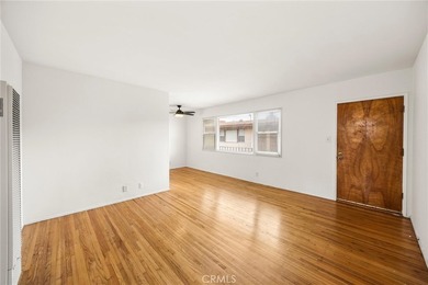 Welcome to coastal living in the heart of Long Beach! This - photo 8