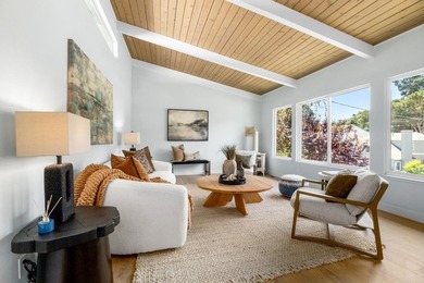 Experience refined coastal living in one of Aptos' most - photo 9