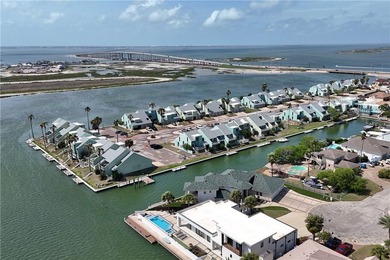 Positioned on the second floor, this waterfront retreat captures - photo 31