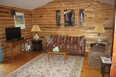The iconic Pepper Sauce Camp is on the market! The main building - photo 31