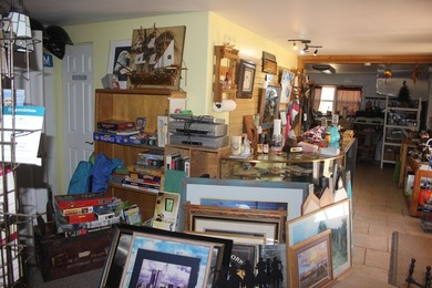 The iconic Pepper Sauce Camp is on the market! The main building - photo 45