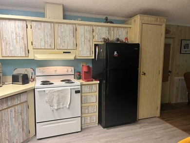 Welcome home to this charming 2-bedroom, 2-bath residence - photo 9