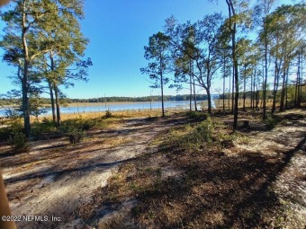 Lake Serene Lot For Sale in Melrose Florida