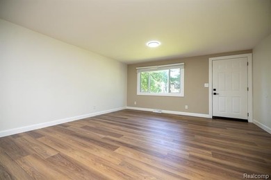 Completely updated and truly move-in ready, this charming ranch - photo 8